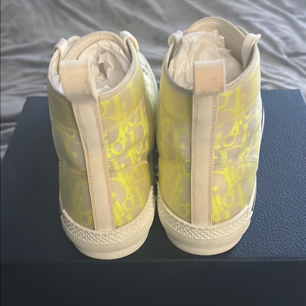 Dior High-Top Sneakers - Yellow 100% authentic 🔥🔥🔥 - Picture 4 of 6